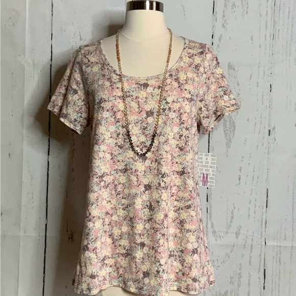 LuLa Roe Classic T-M - Picture 2 of 10